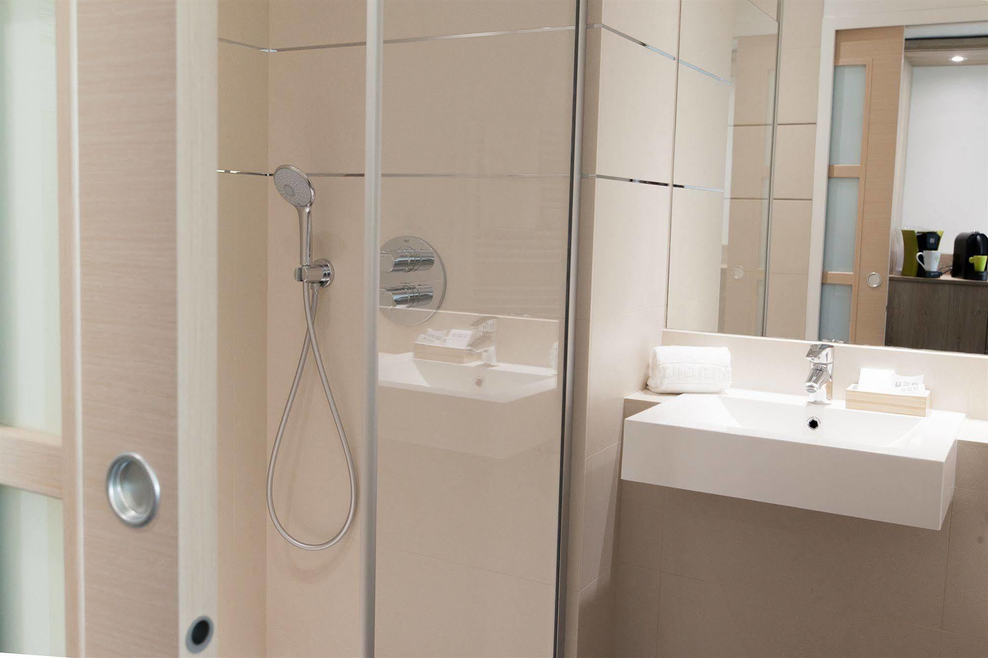 גרדיניון Quality Hotel Bordeaux Pessac מראה חיצוני תמונה